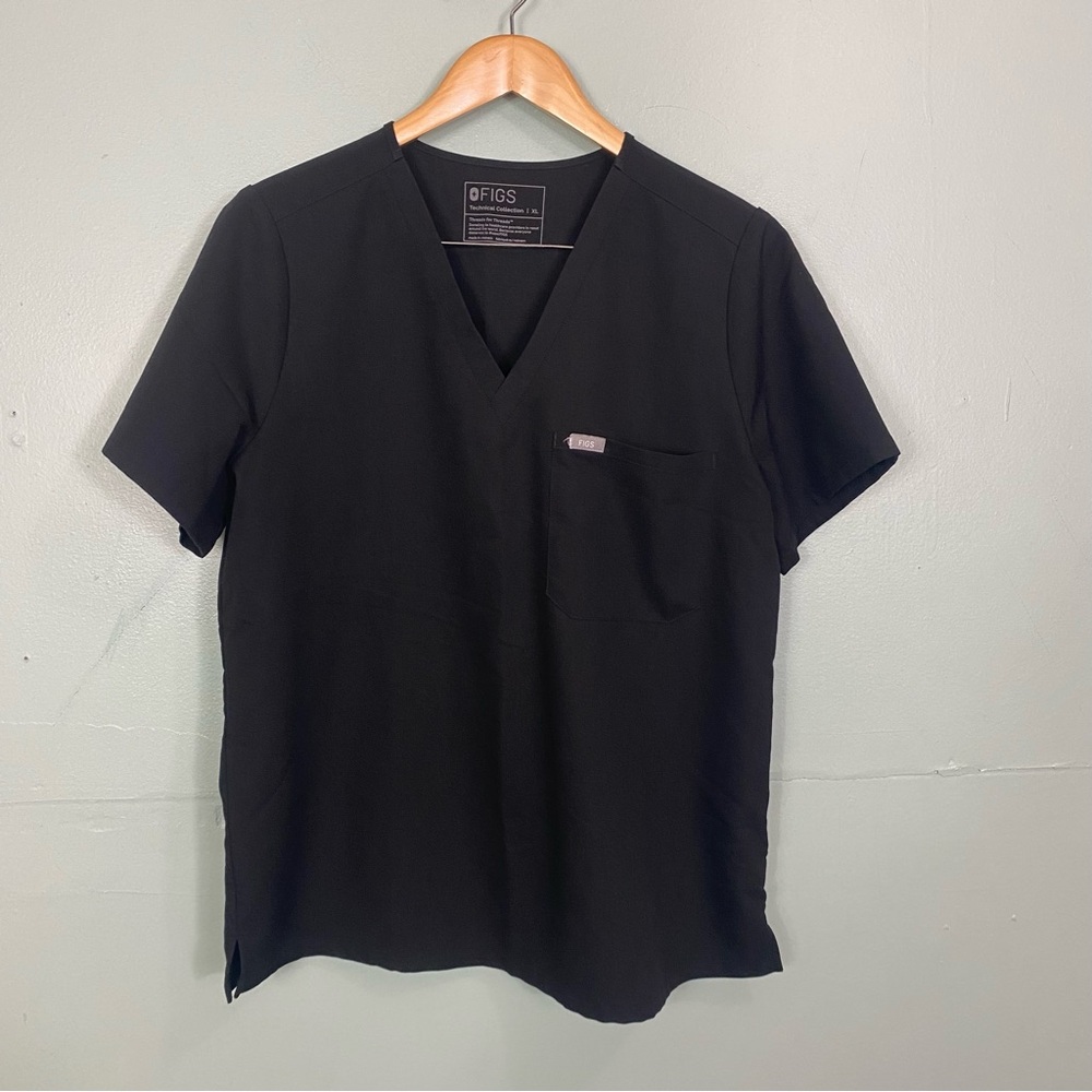 Figs Women’s Catarina Black Scrub‎ Top XL
